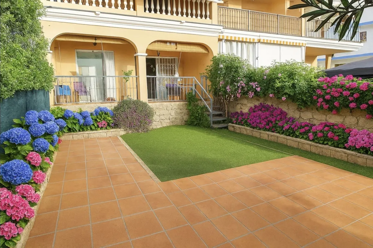 28df85f2-1925-48e3-af3c-e984fd8c84c7