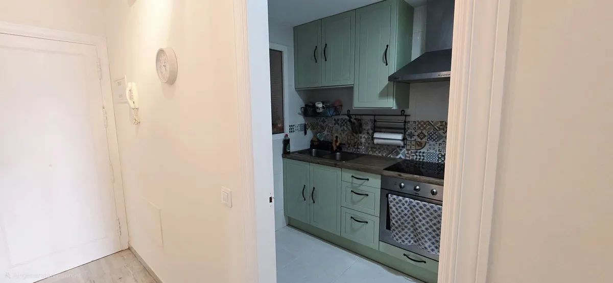 4c53b968-2af2-44a1-bf7b-3546e2b92232