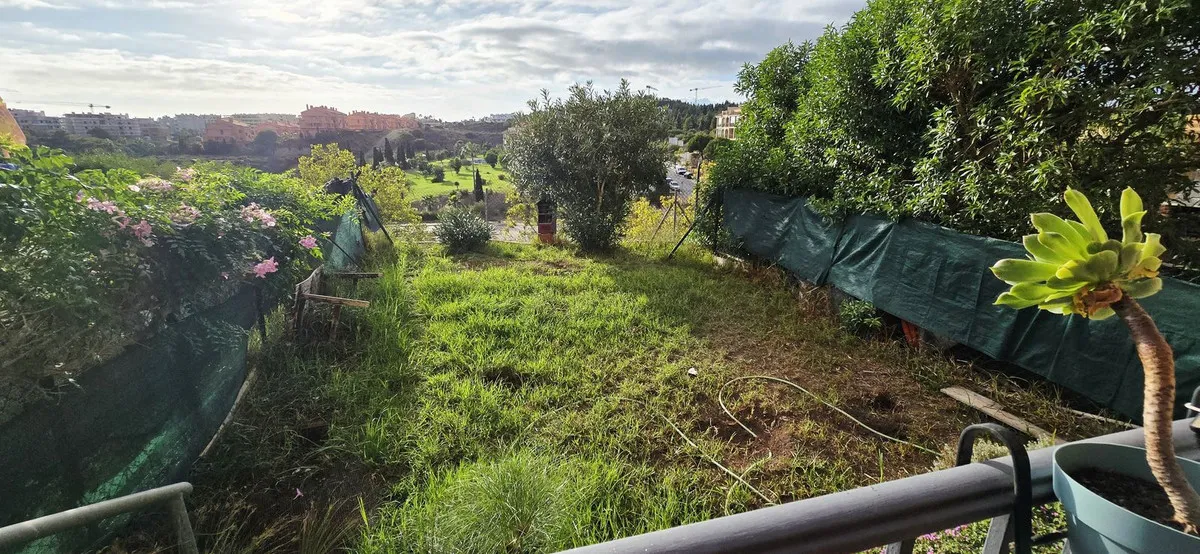 7f749e37-cf01-4d62-860e-5787ff13b9e2