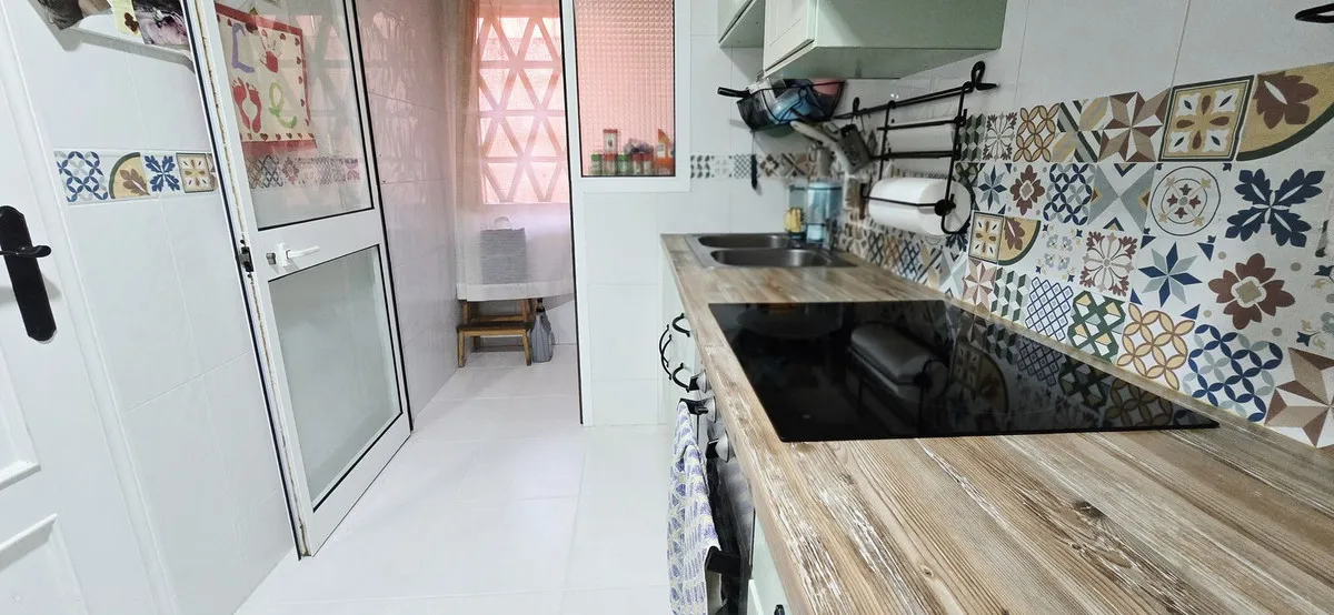 d9fd3e78-5c19-4677-b924-00d81ba65649