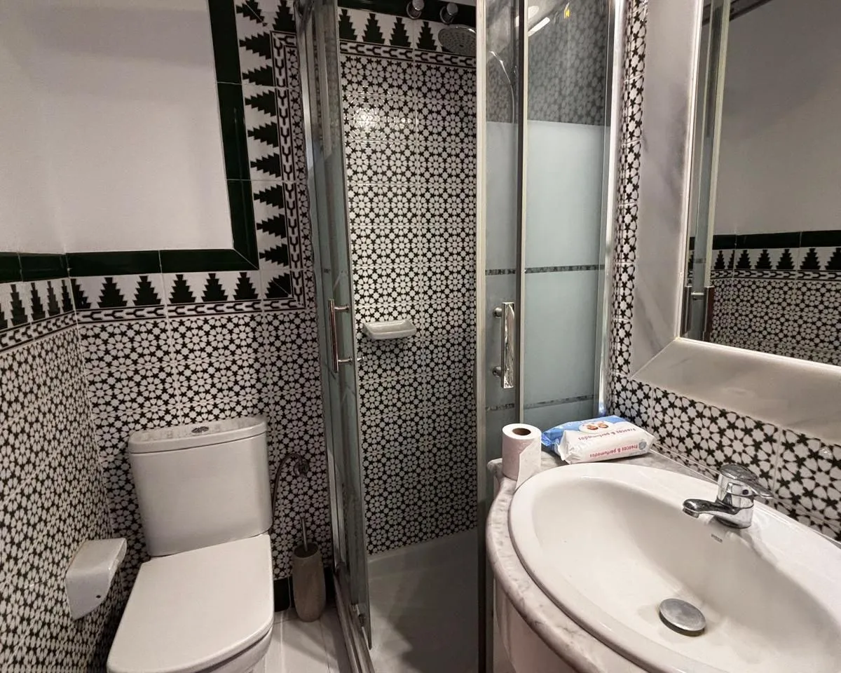 ea2bb505-5897-4793-aa83-321a046772ed