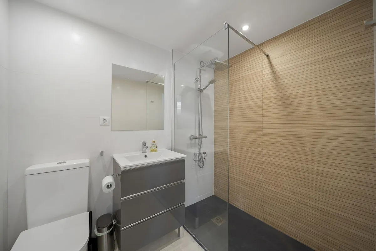 7097108c-187d-4fb9-a1fa-6e66fc39a49c