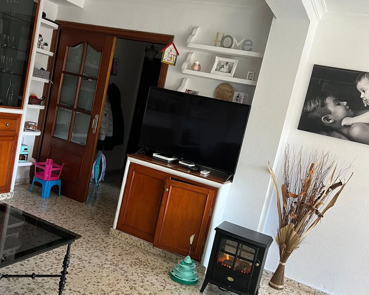 b6fc71d9-7944-4ef9-a74a-39a1f385468d