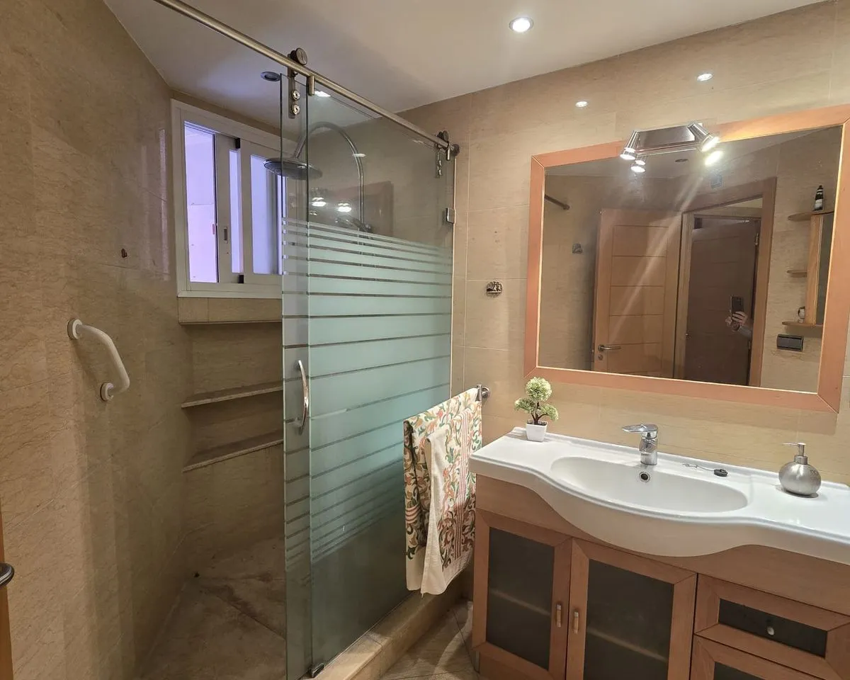 25a927ac-3f0c-426a-80c1-3fdb4dad3365