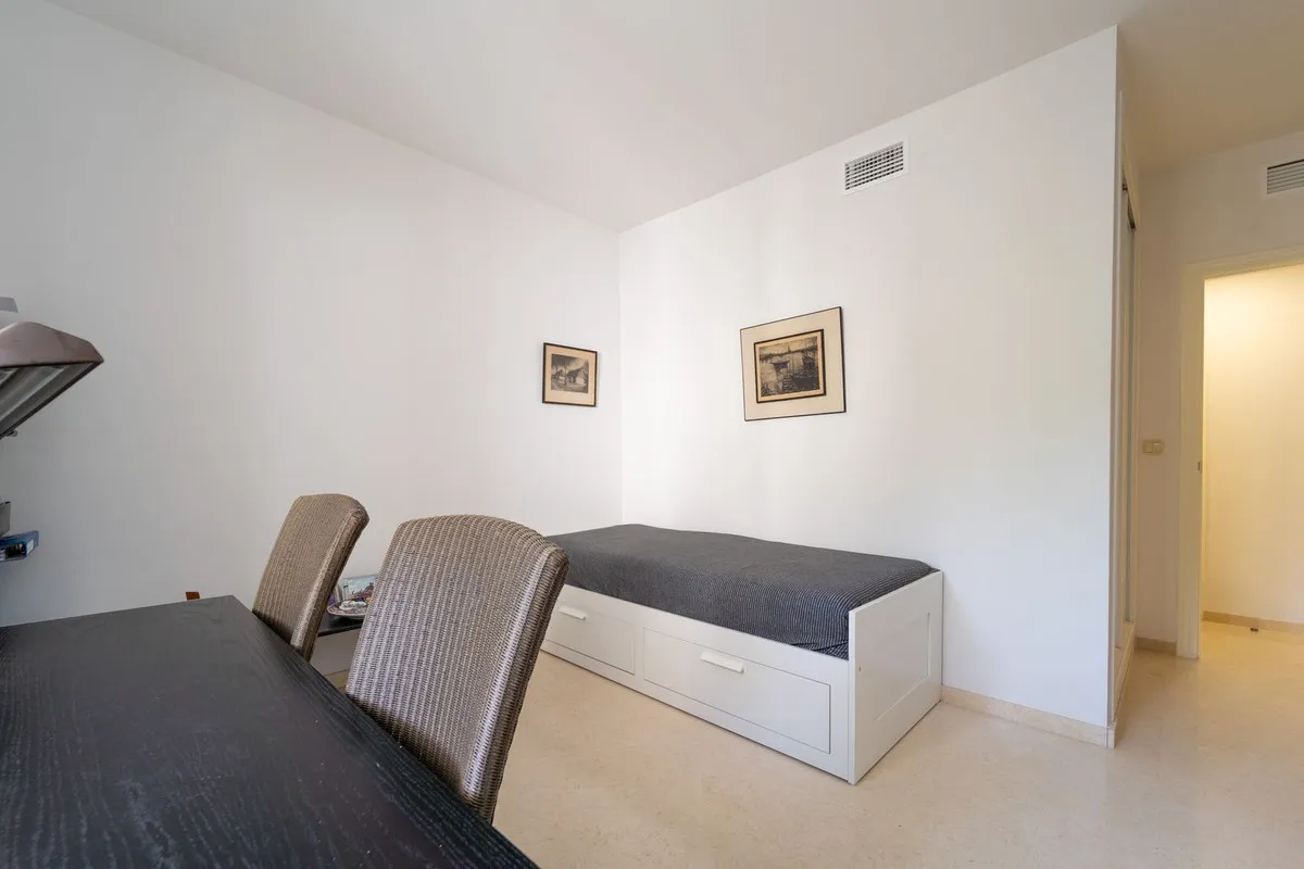 1de92430-5450-4b08-961c-d000565e0e22