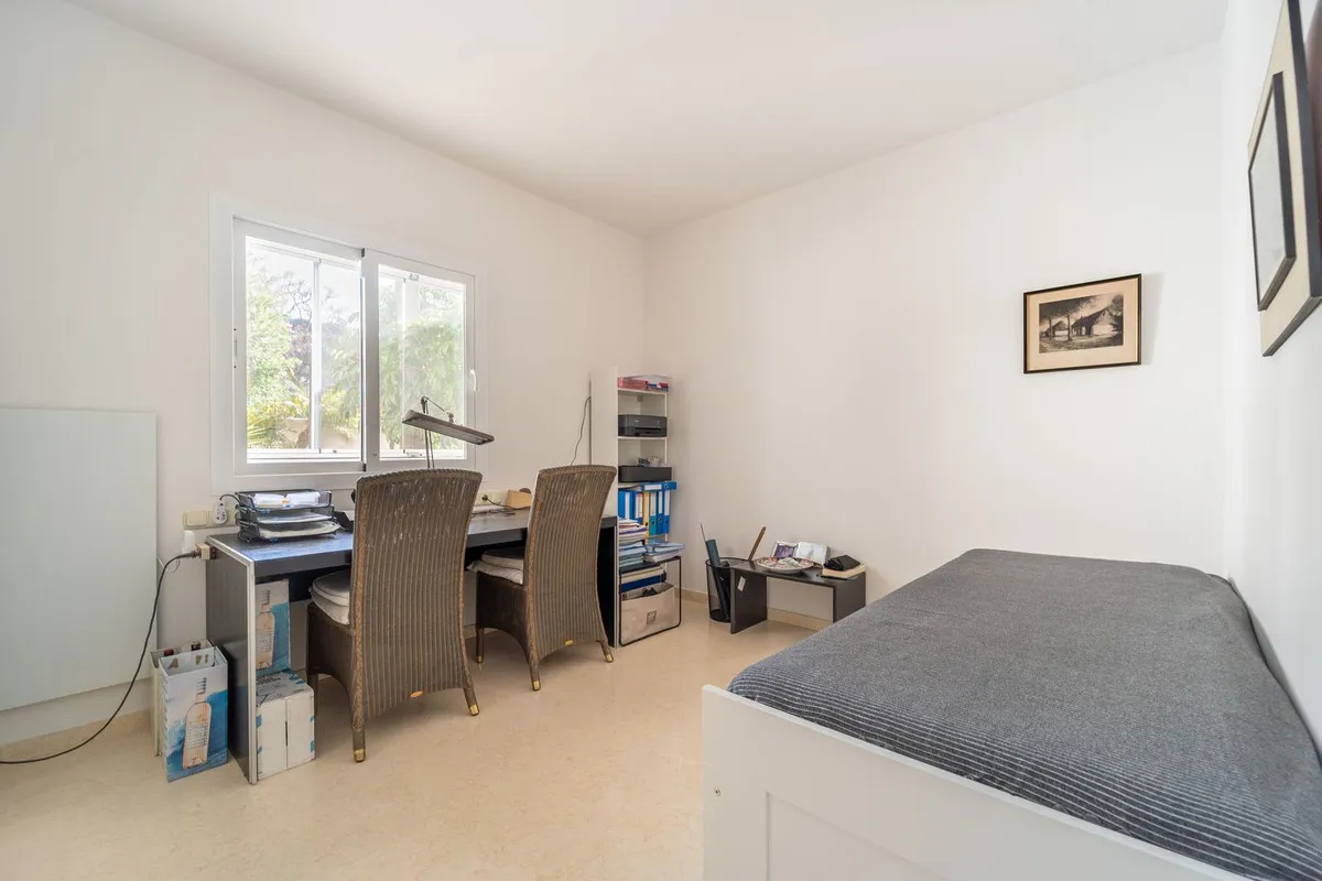 a3cad528-128b-467a-aee0-c099ad1a8d55