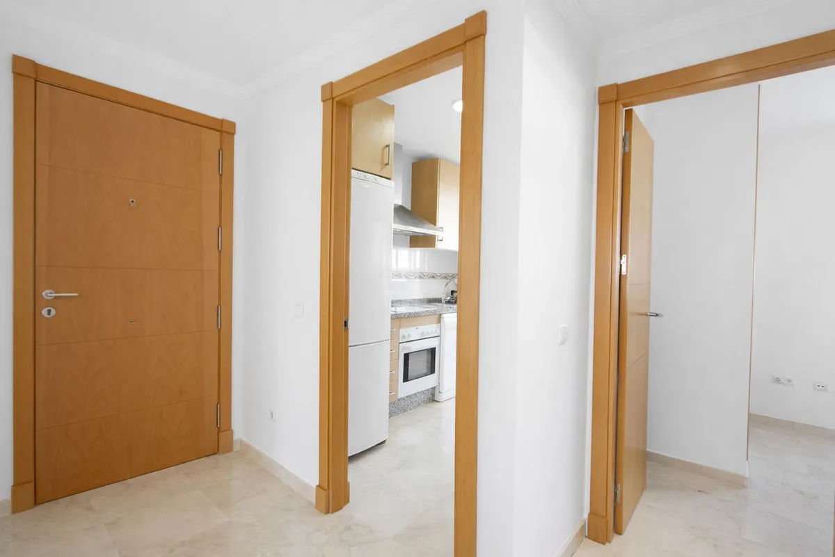 2e6dfe5b-c830-42a8-af30-fbe372d75c7a