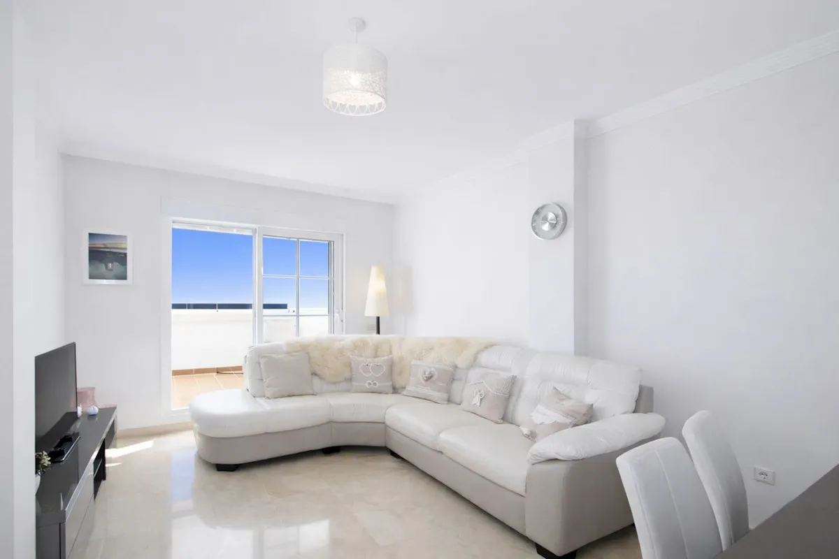 b5eadc00-3bdd-4b21-b613-60955ff9f353