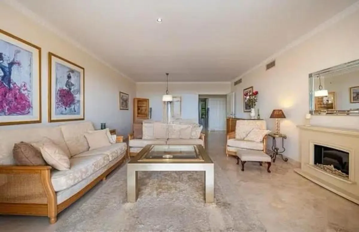 f893163b-074b-4dad-b55c-a16f9e83ab9f