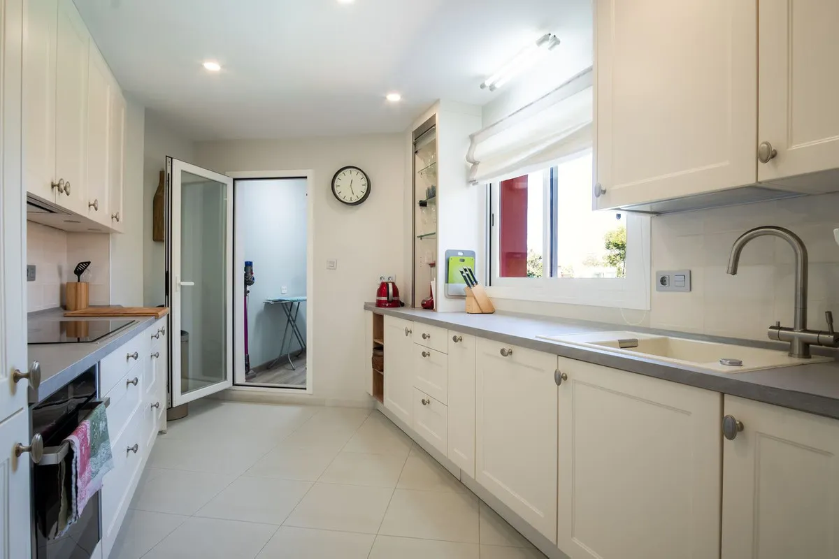 56fc083f-821d-4932-a416-8d857bf59b2e