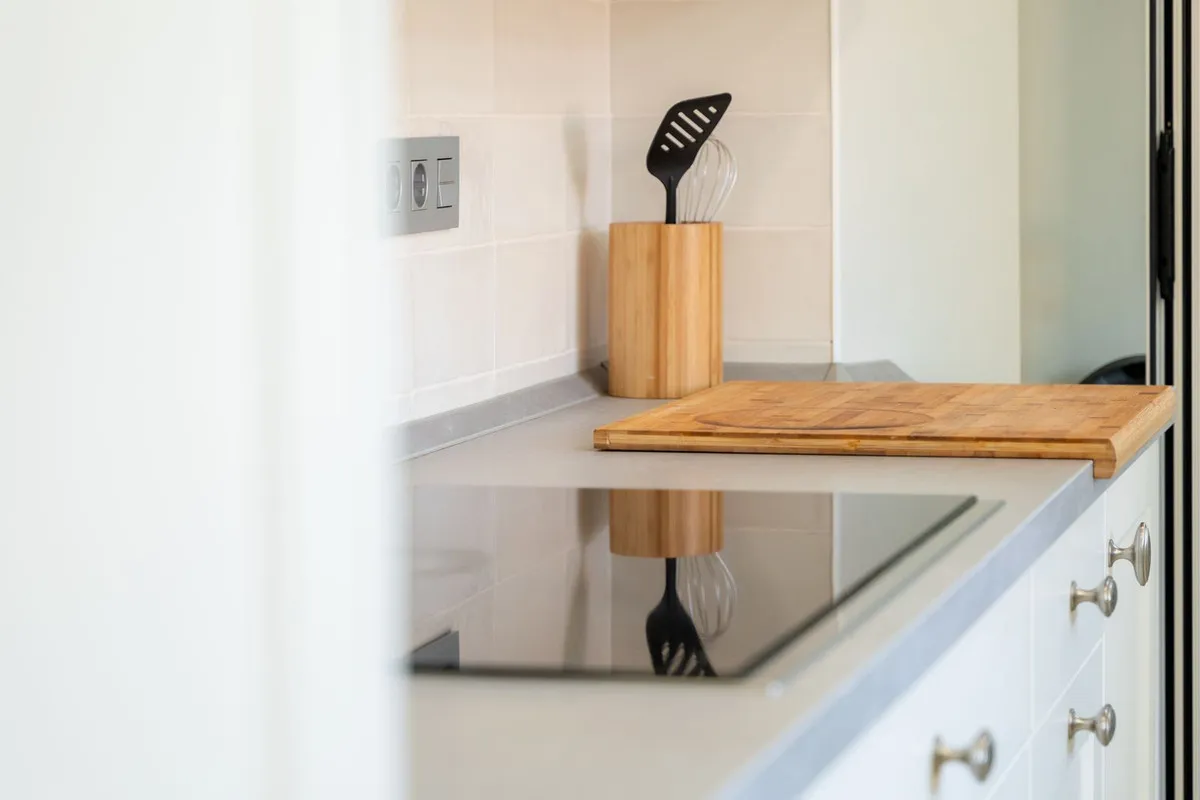 fbb965c5-f5a0-40b3-b77a-2acefc4d25eb