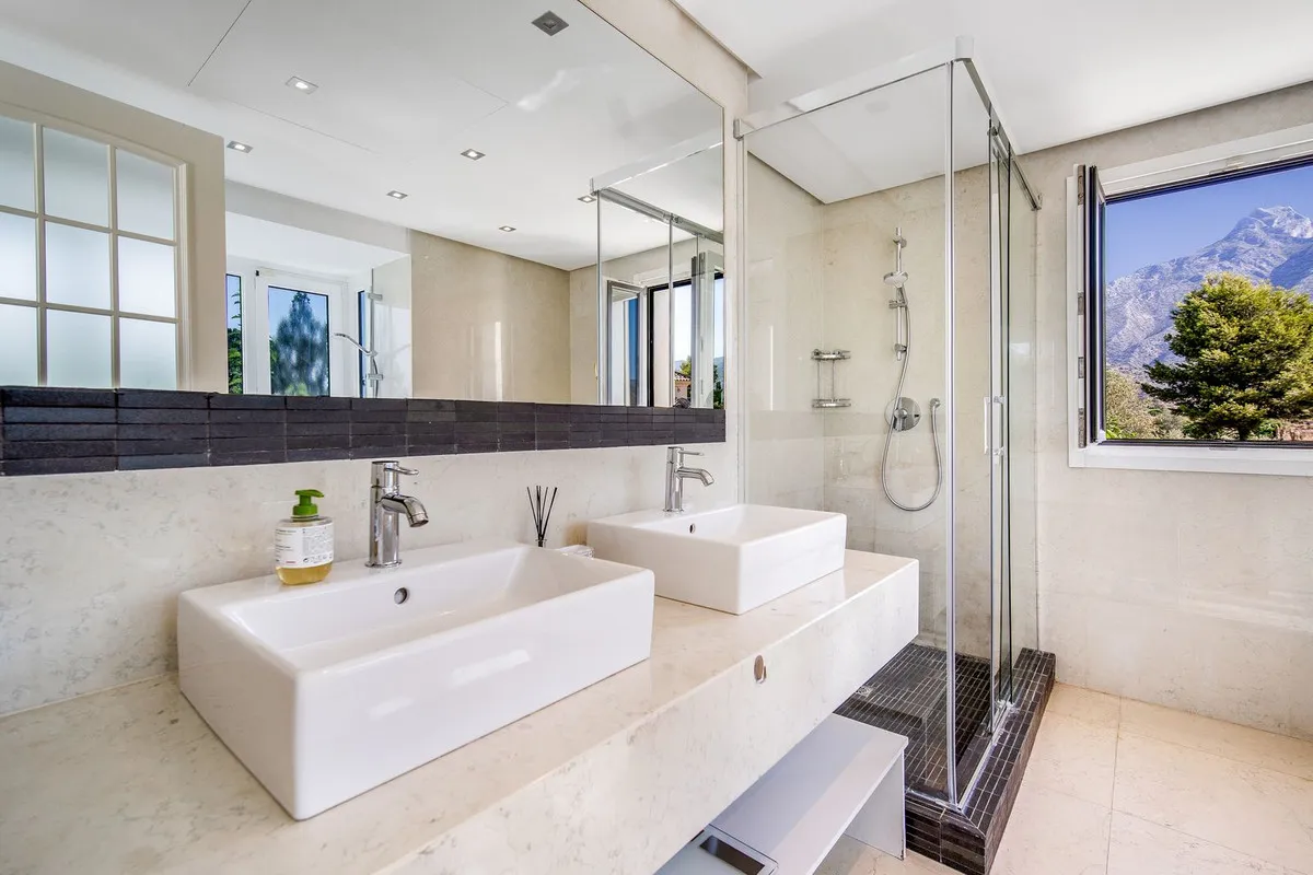 2a48c2f9-44a1-4796-ae2d-ef827d52d011