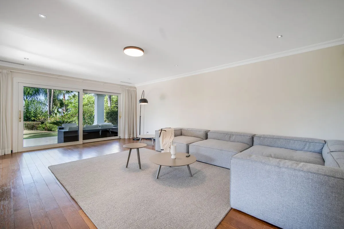 ebe14d81-55bd-4e57-985d-6123865d9dc3