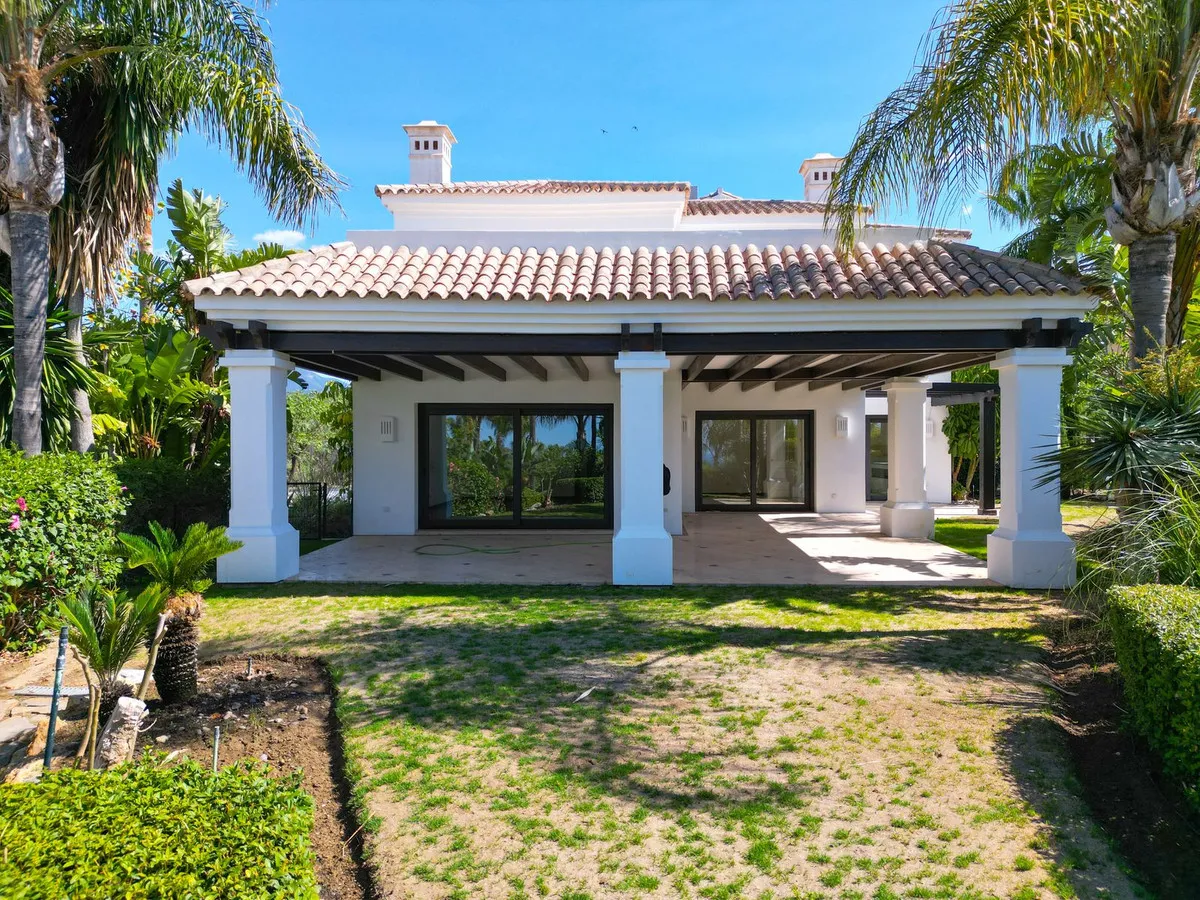 ee3ad6c4-2871-4aa0-8bd4-1a814998a1c6