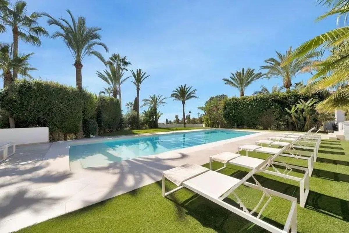 878e1017-f6f4-4611-a385-1099f00cabd0