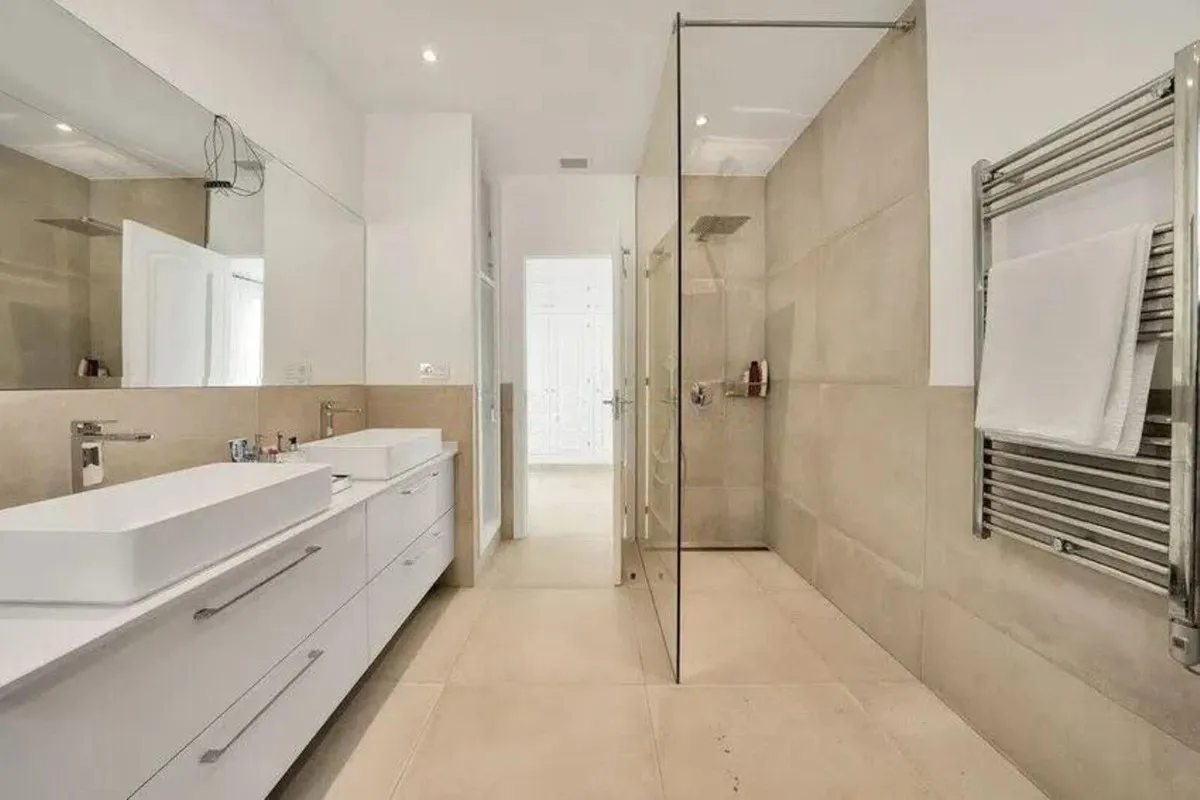 9b70a2e2-3f02-4de4-991c-ac9ae849ac63