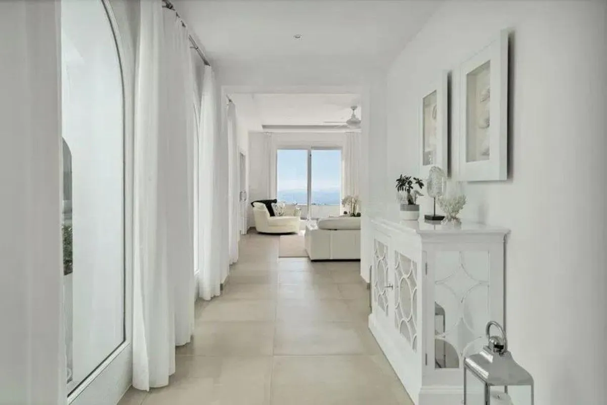 a57651cd-b807-4320-9288-8d428a71af79