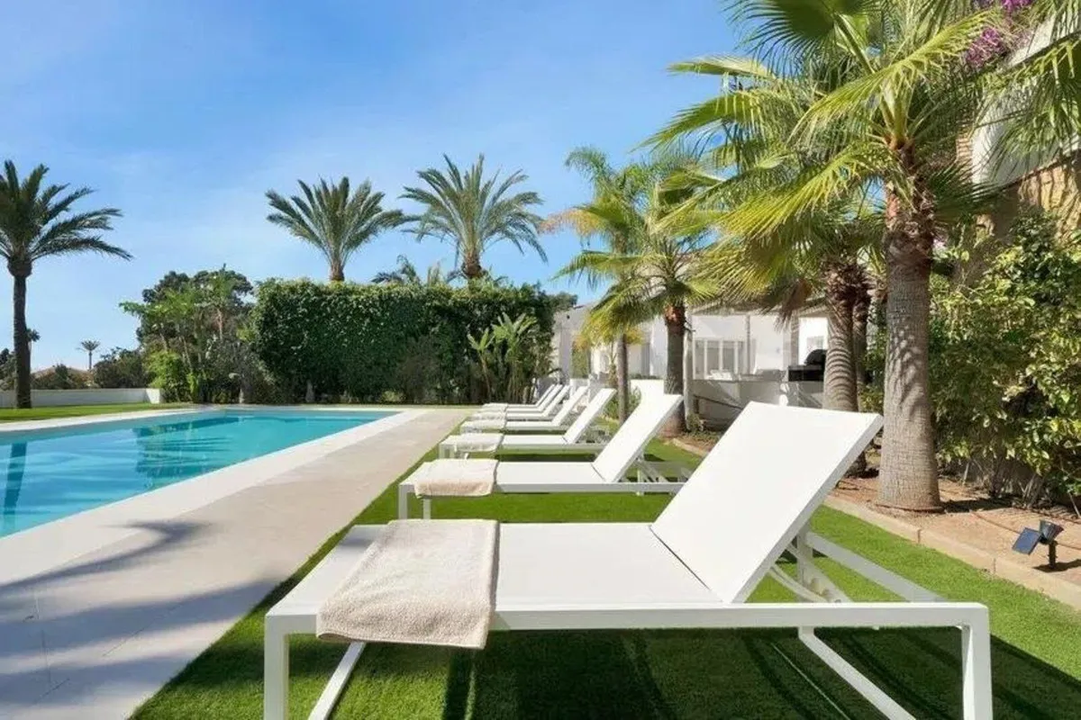 dee64383-19c0-44fa-8a1d-954eca4abd54