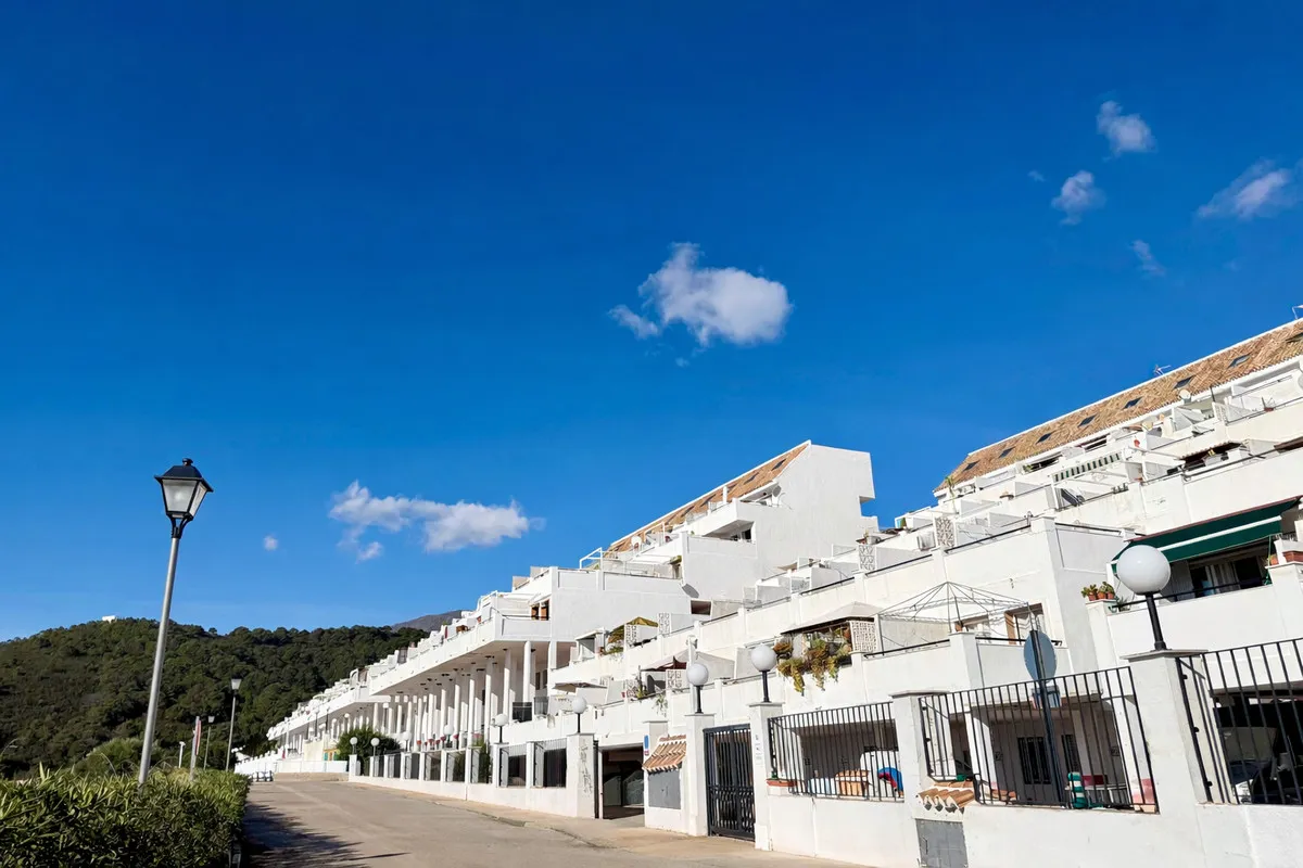 1c79888d-4142-411c-94e4-8ca2143baabf