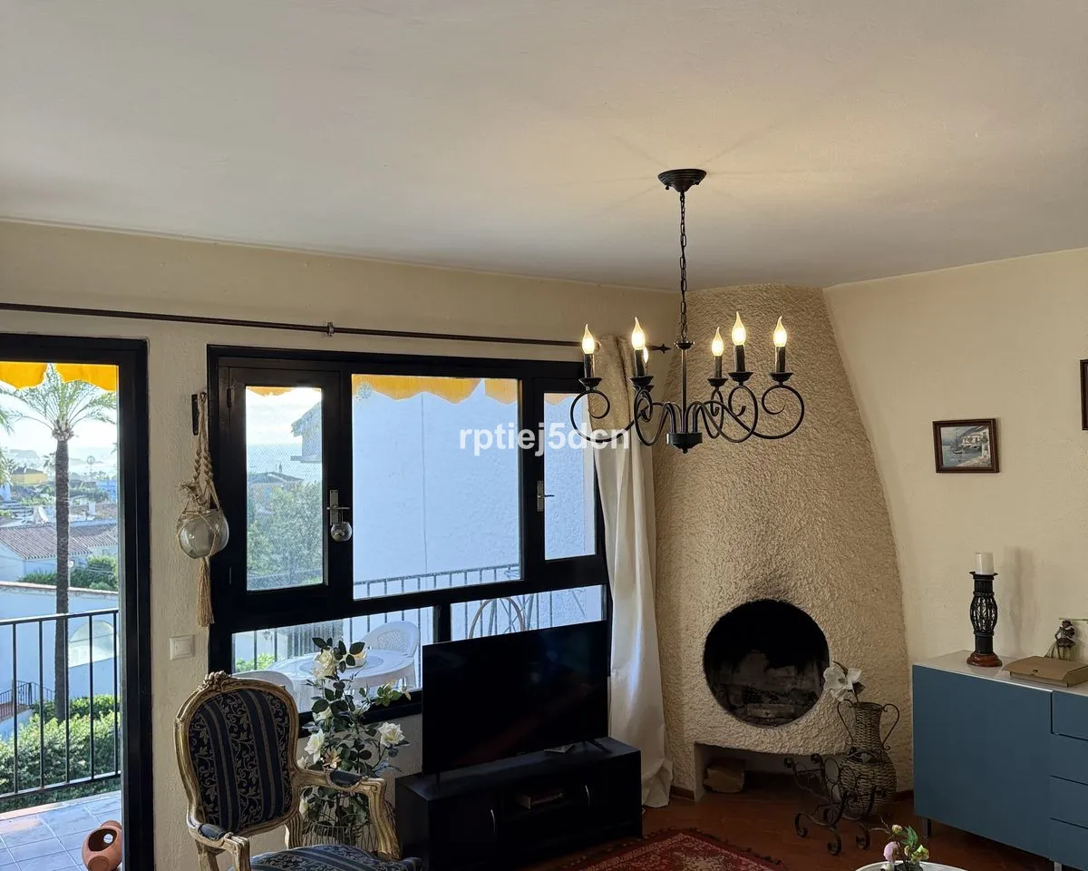 97dd2bc5-a11b-4bcd-b789-6c5d2136bcc2