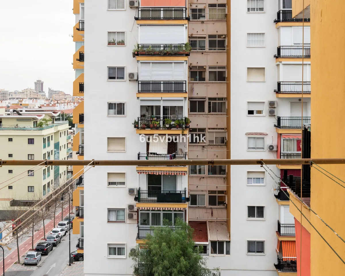 5f18e2e9-ff35-4380-8ee1-ad6f7fd56da7