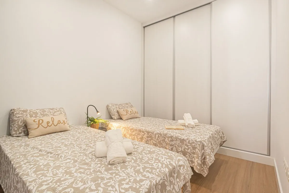 75c44d47-e417-4a47-9aed-2b66ae0573b4