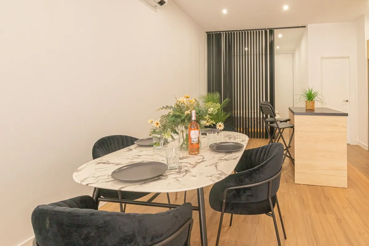 b0775996-d710-4239-8b64-d85c3b05edd4