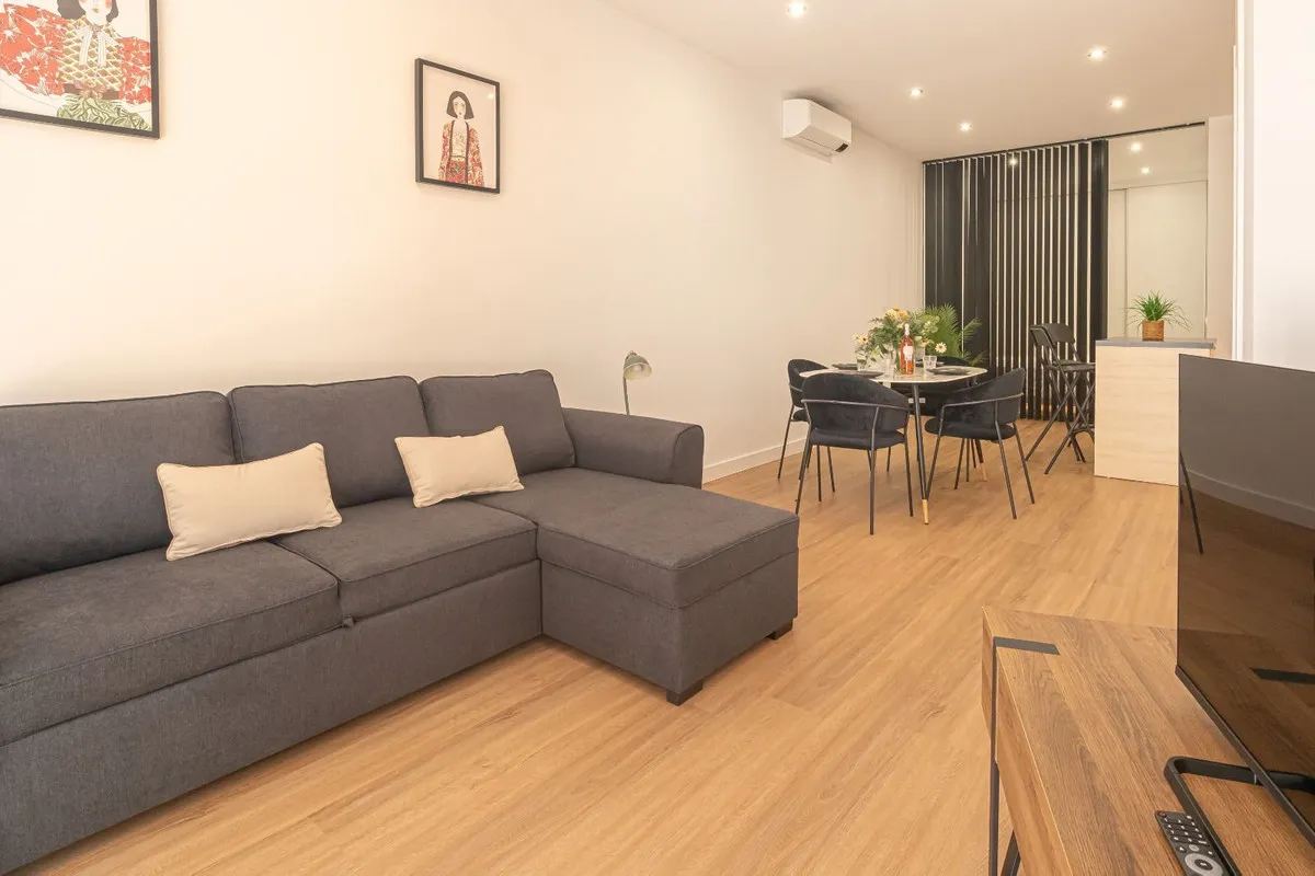 b1735c26-e12f-4d9c-9508-9b66e6de38e1