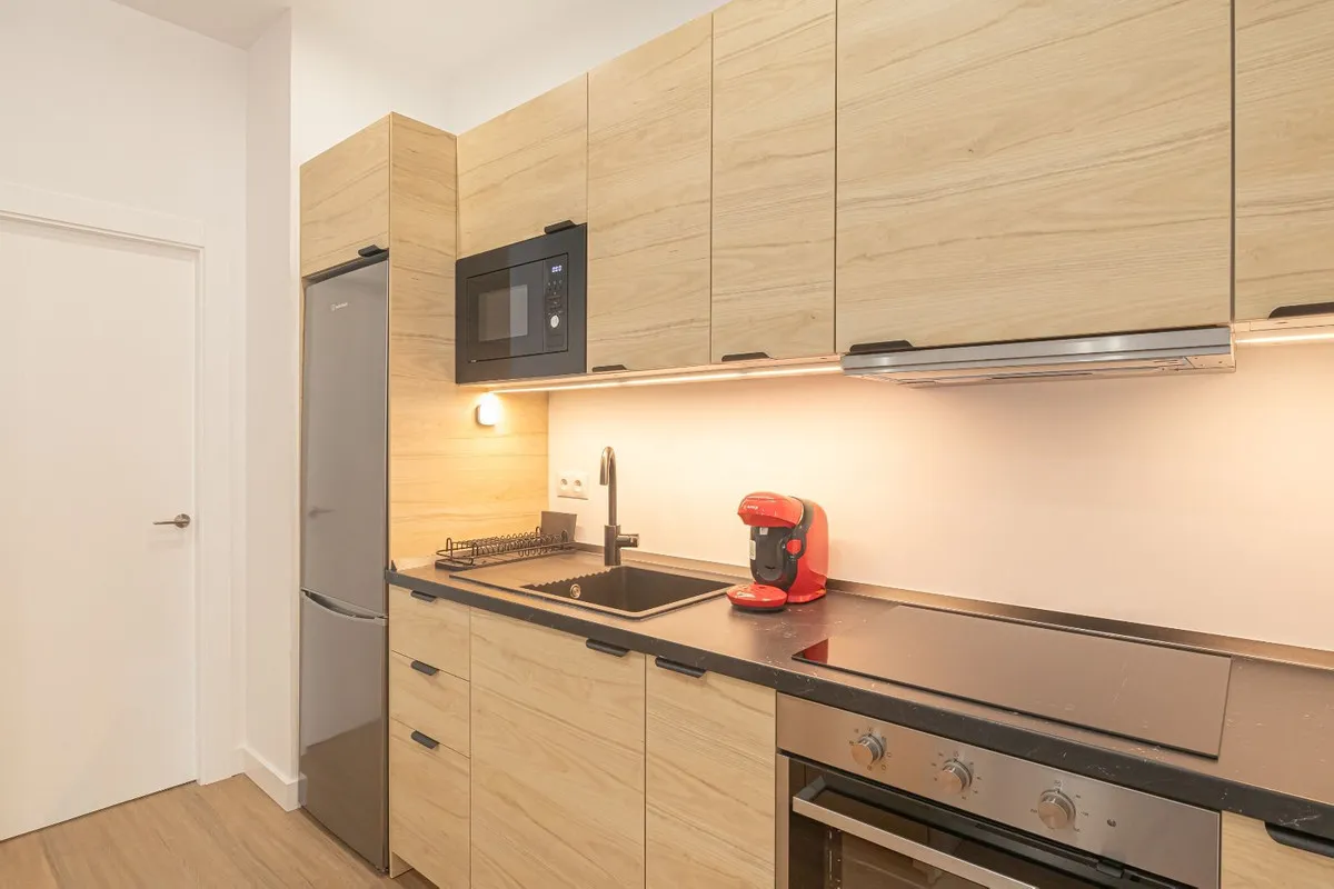 e93d36aa-c4a8-4652-b2d9-7733c2d673e2