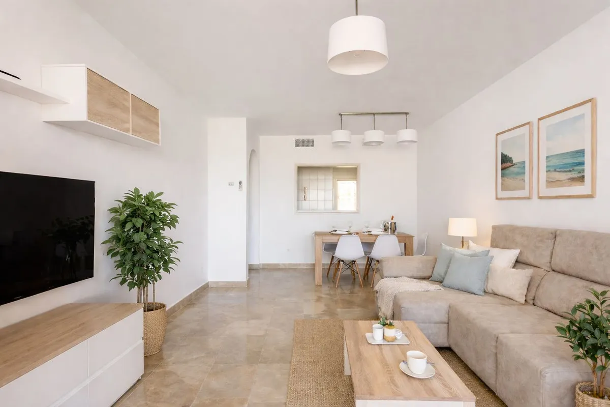 02887ab8-6698-49e7-914f-2e13d6dcfbb2