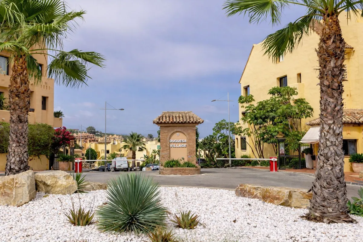 7c99f284-645d-4df9-ad79-dace715f396e