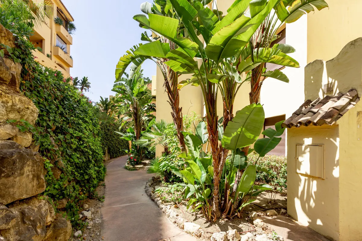 9e2851e0-6cb6-41f6-a010-3f568b032d0e