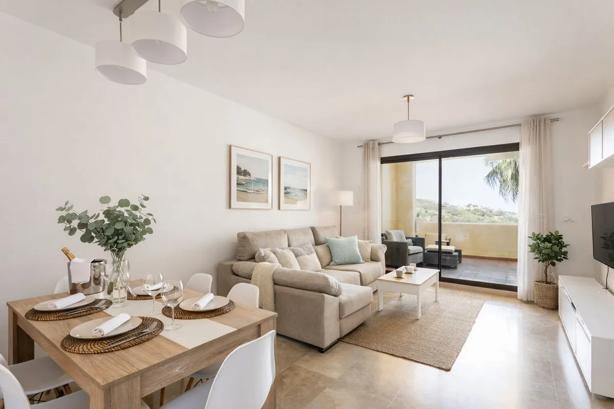 d52a8d4b-b574-474c-a6f7-f0c357c76ab1