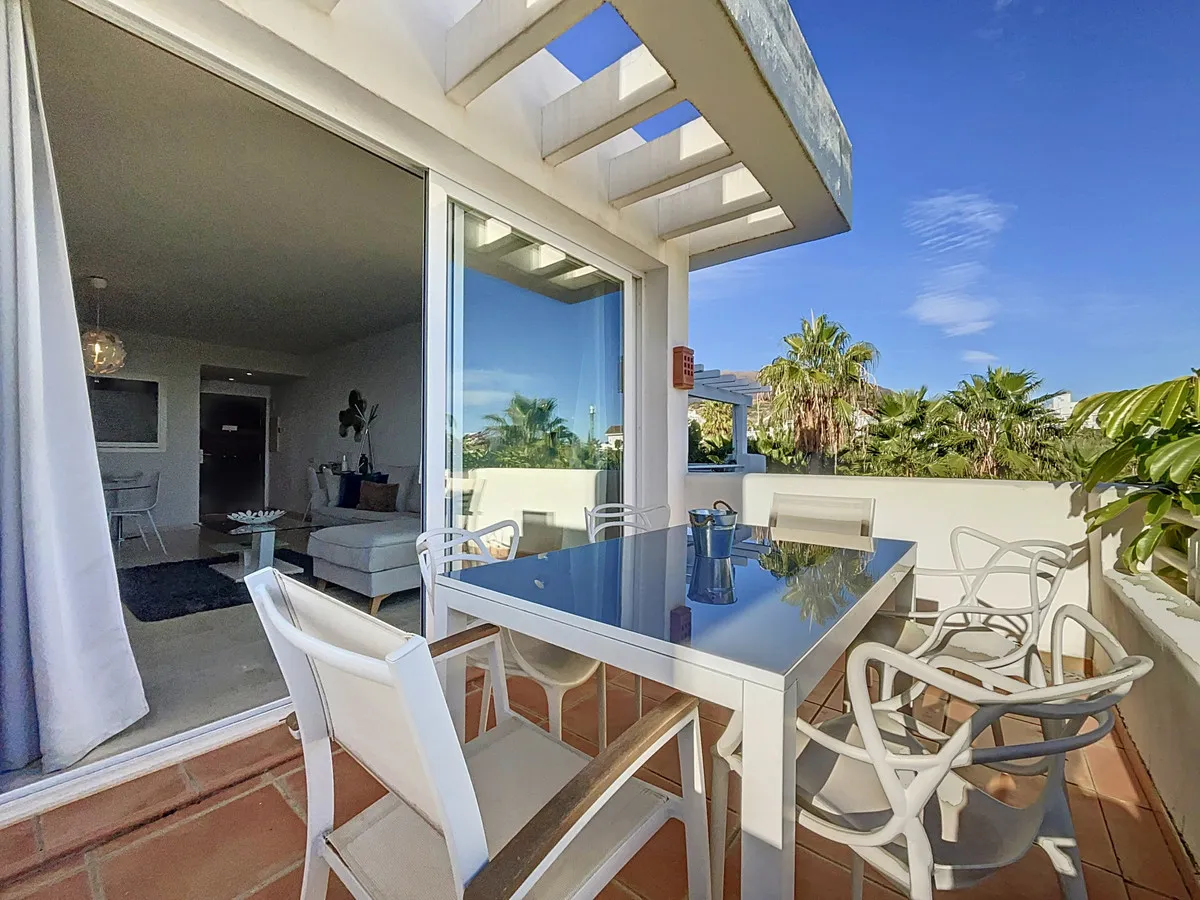 Luxurious Apartment in Alcazaba Lagoon, Casares