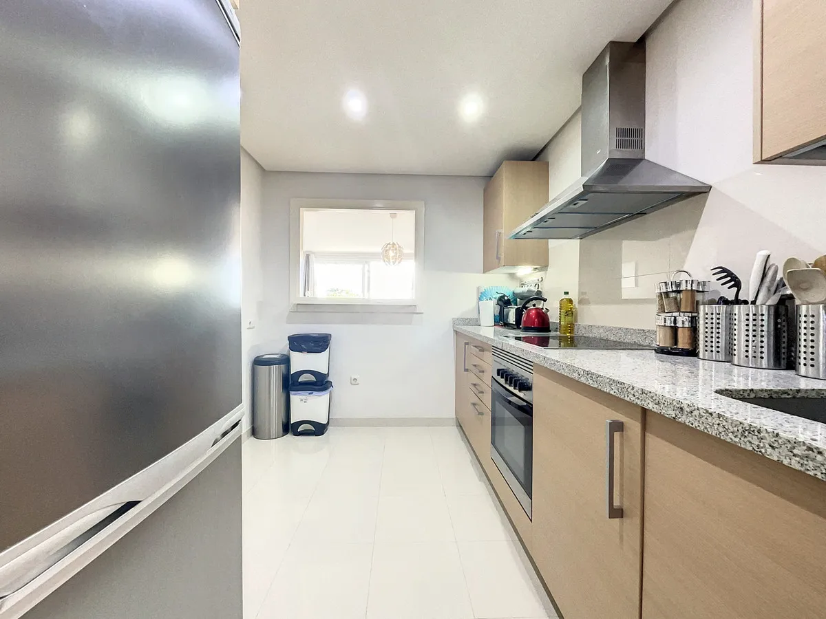 a060de73-059e-4523-b469-87dd77429c64