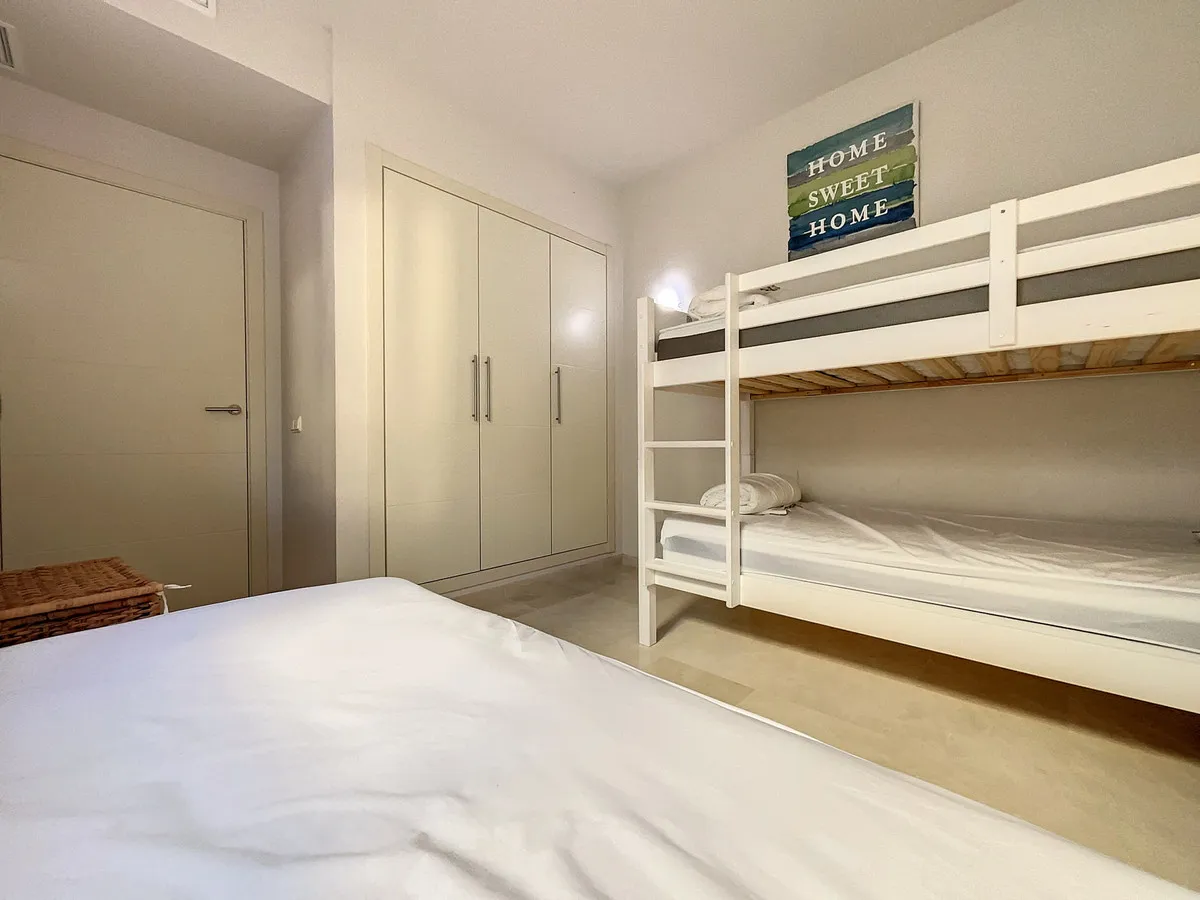 b72fefc0-cb36-4ff0-865d-2625c556c022