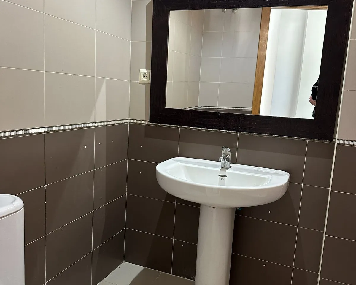 3712b1c1-5201-4c9f-87f1-f6a9100f2381