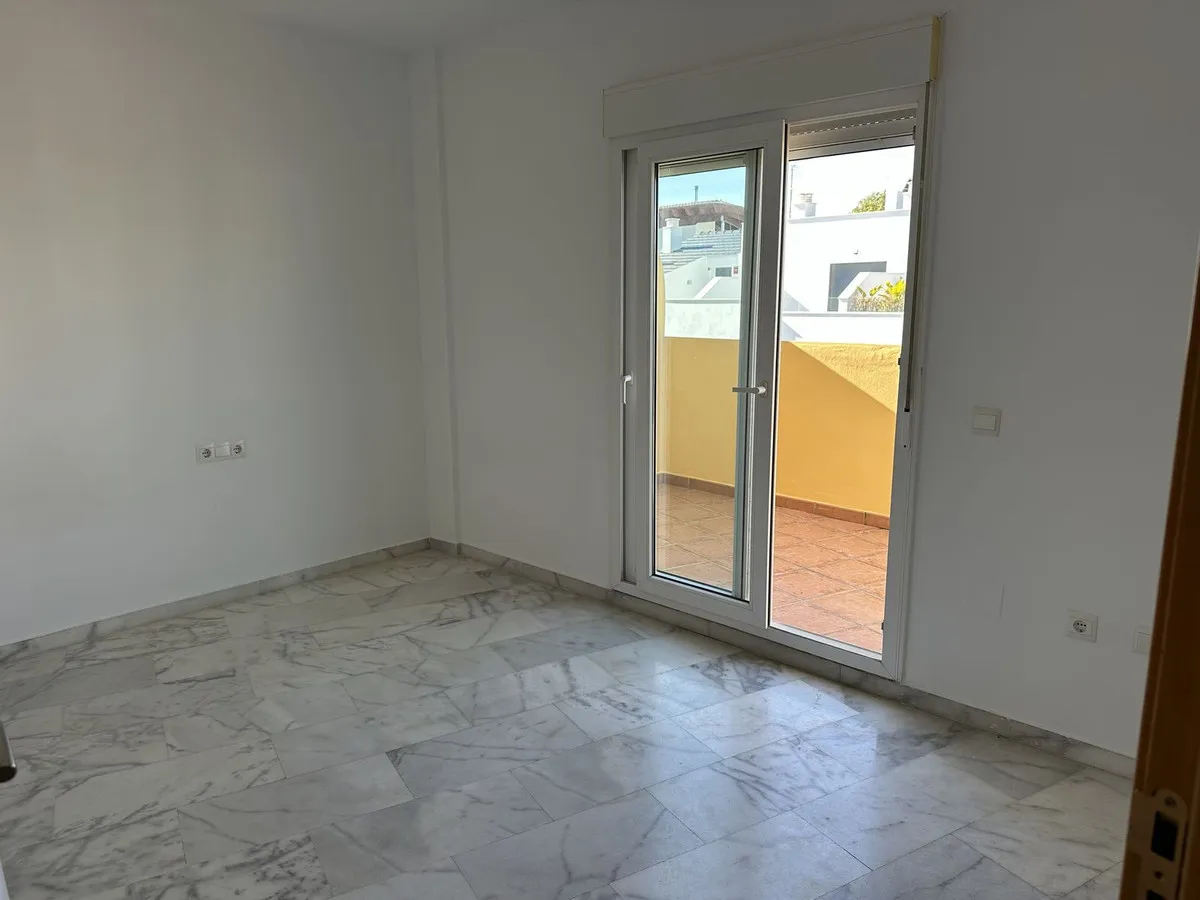 f2b30777-c54a-4015-983c-2fa3ec5fee93