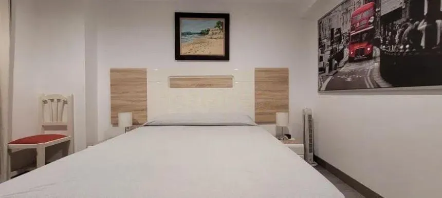 ba30e65b-ddae-4516-bb40-6e690453608a