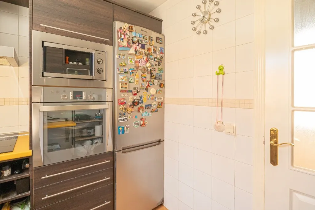 e0feeb0f-0729-49df-8fbb-d6e70f875932