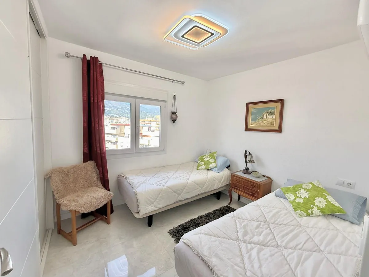 e32b989a-8eb0-4e40-8b46-3c8ac2ef780a