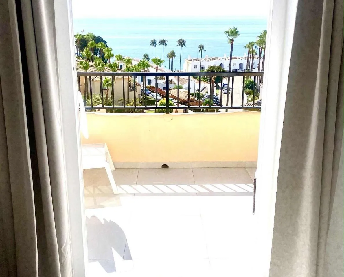 11d31ff5-b5a6-4526-8736-9c29e54ca7dd