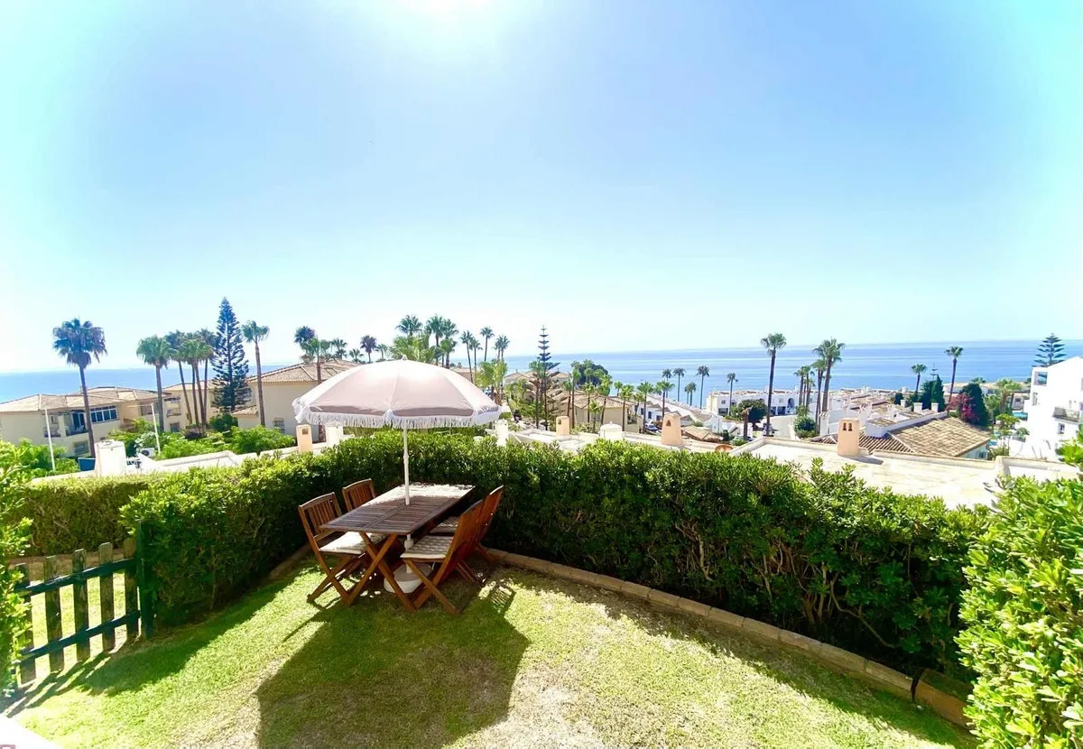 f4aab596-9697-4f91-b208-75c56c2634c2