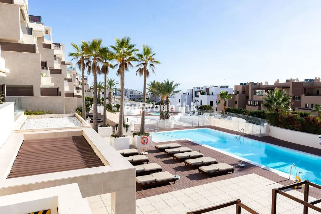 8f07dbe8-18e5-4c24-971f-47a7bc5eff43