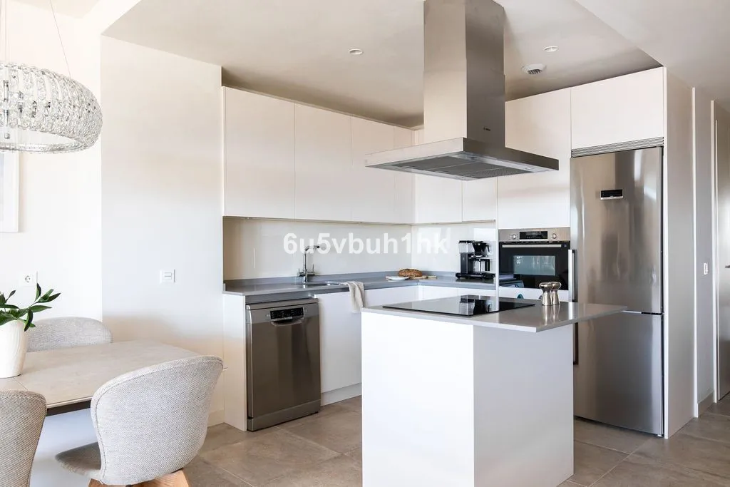 dee2c117-a2db-4647-aa2e-56e396043d8c