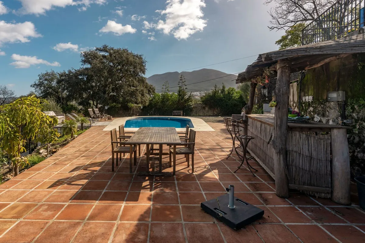 05632dd0-ddc4-4256-90f4-85525047e6aa