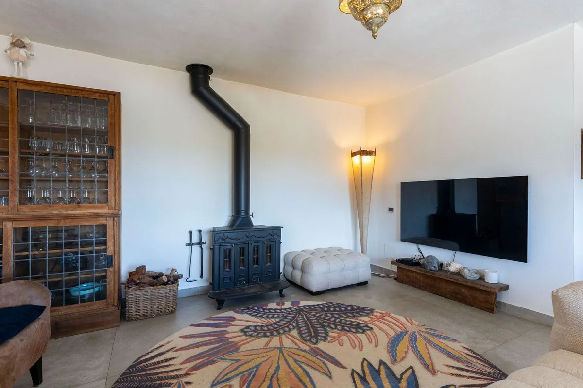 087fec51-3046-42af-b127-efa4cba3821e