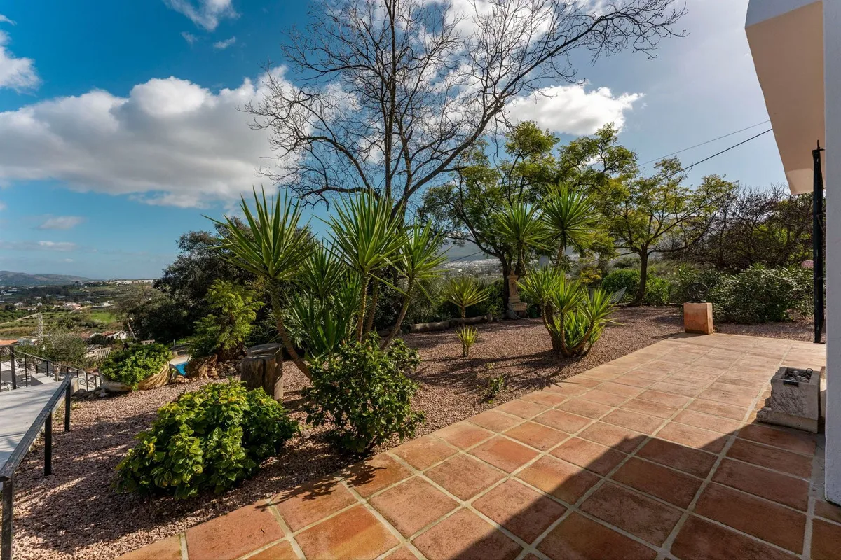 0cceda65-556a-4821-a717-4a6fcc795c97