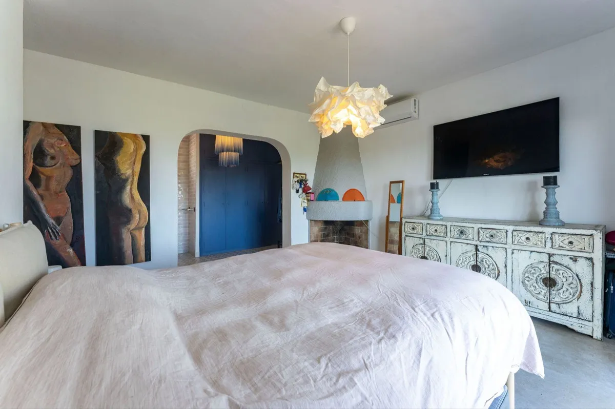 4a852a3d-d6c5-4b7f-9539-de48e8a4fd10