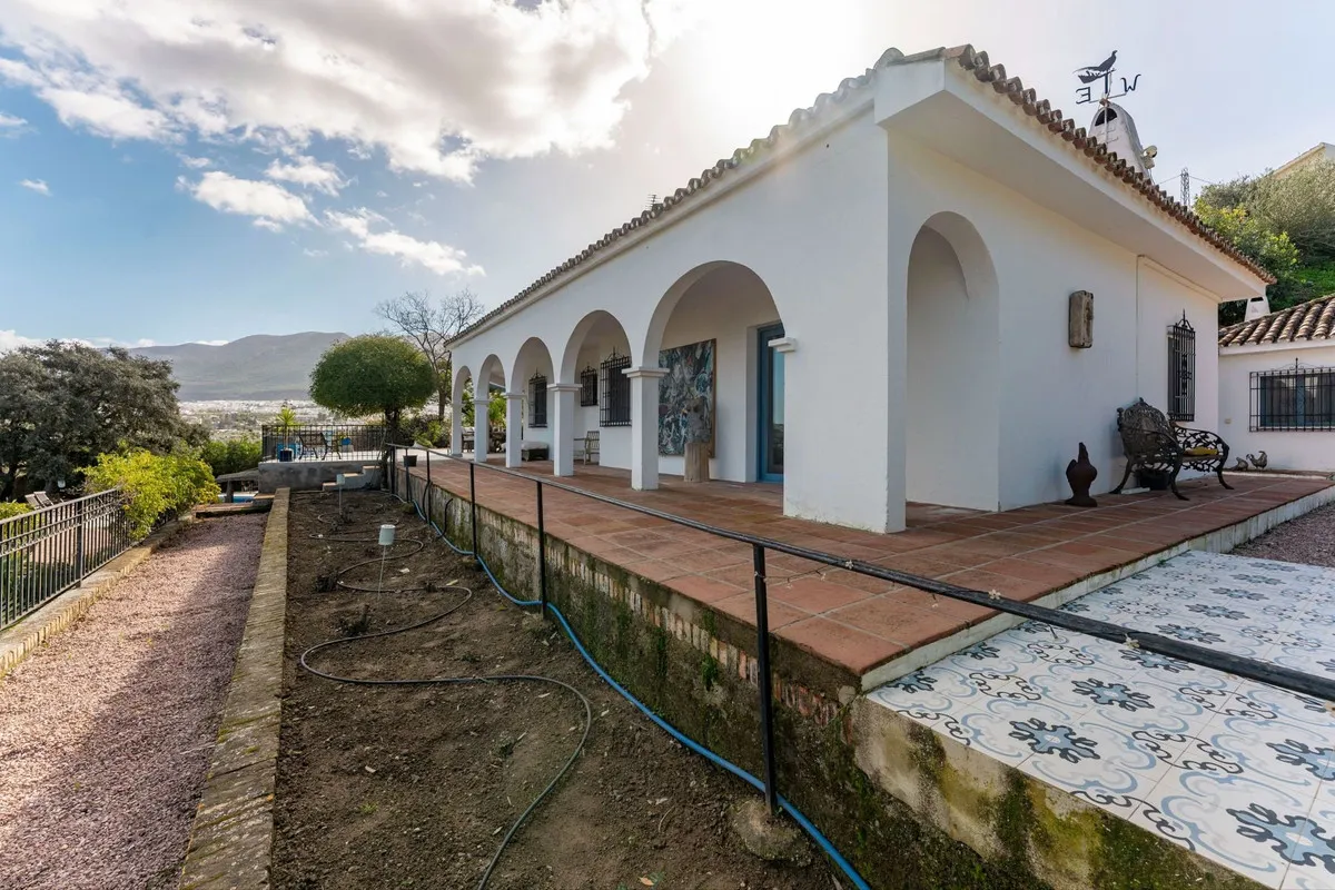 5d947186-fa24-4608-8196-2509ae08dd4a